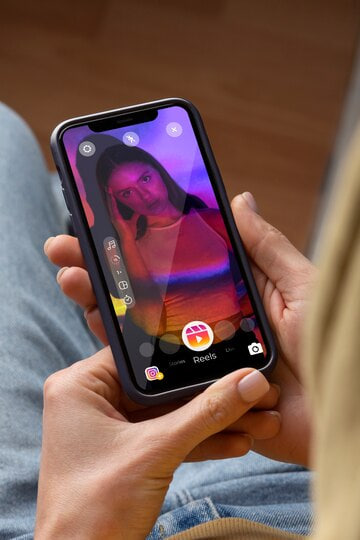 Useful tips for Creators: How long should a TikTok video be to attract the most viewers? - Photo 2.