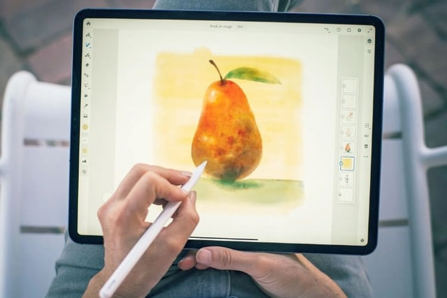 Adobe Fresco unlocks all features for free for users