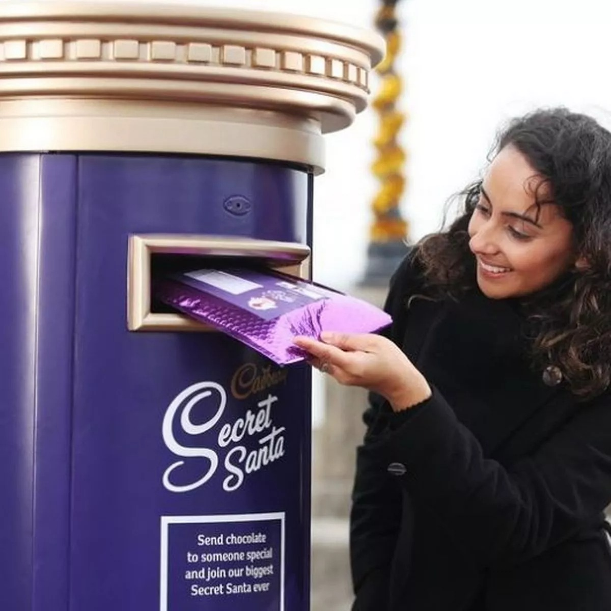 TOP 10 Extremely Impressive OOH Advertising Campaigns in Christmas 2024 - Photo 26